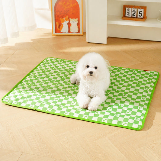 Checkered Pet Cooling Gel Mat - Durable Oxford Dog Pad